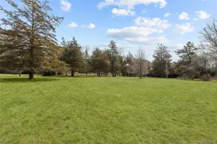 100 Seminary Rd, Bedford, NY 10506 - Photo 8