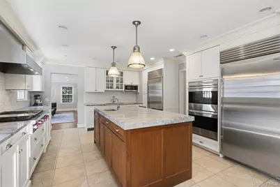 51 Paddington Road, Scarsdale, NY 10583 - Photo 6