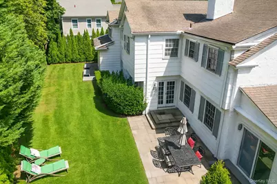 51 Paddington Road, Scarsdale, NY 10583 - Photo 38