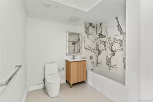 10 Lyon Pl, White Plains, NY 10601 - Photo 14