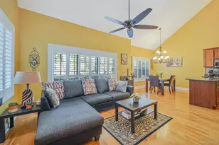 116 Maya Cir, Central Islip, NY 11722 - Photo 4