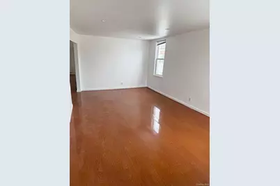 8762 Little Neck Parkway #2 floor, Floral Park, NY 11001 - Photo 6