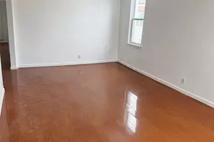 87-62 Little Neck Pkwy, Floral Park, NY 11001 - Photo 6