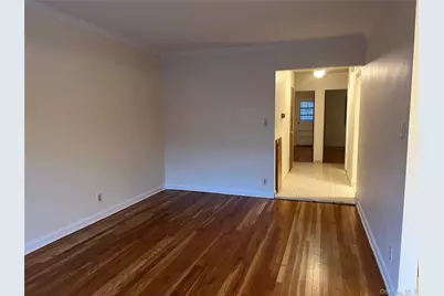 21-04 Hoyt Avenue S #2nd Floor, Astoria, NY 11102 - Photo 6