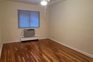 21-04 Hoyt Ave S, Astoria, NY 11102 - Photo 12