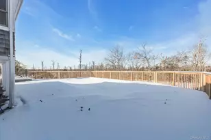 33 Oceanview Rd, Hampton Bays, NY 11946 - Photo 26