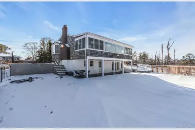 33 Oceanview Road, Hampton Bays, NY 11946 - Photo 26