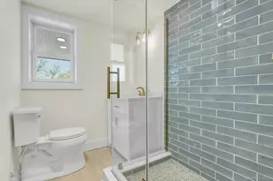 33 Oceanview Rd, Hampton Bays, NY 11946 - Photo 20