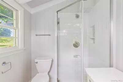 [Address not provided], Centre Island, NY 11771 - Photo 18