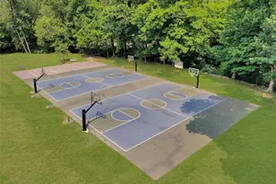 124 Hillandale Dr, New Rochelle, NY 10804 - Photo 32