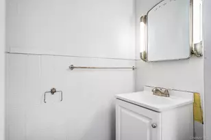 191-25 115th Rd, Saint Albans, NY 11412 - Photo 20