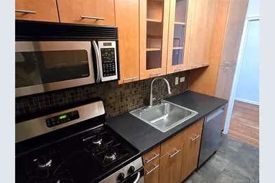 213-05 75th Avenue #2O, Oakland Gardens, NY 11364 - Photo 6