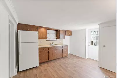 376 Hunnewell Avenue, Elmont, NY 11003 - Photo 18