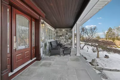 10 Foxwood Lane, Thornwood, NY 10594 - Photo 6