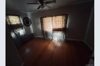 276 Benson Avenue, Elmont, NY 11003 - Photo 14