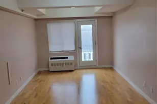 143-20 Hoover Ave, Briarwood, NY 11435 - Photo 10