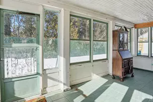 256 E Main St, Westhampton Beach, NY 11978 - Photo 16