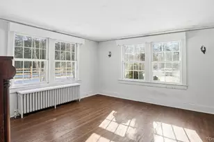 256 E Main St, Westhampton Beach, NY 11978 - Photo 4