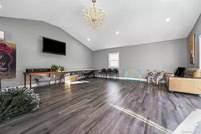 4185 Harriet Road, Bethpage, NY 11714 - Photo 14