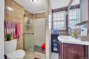 91-13 184th St, Hollis, NY 11423 - Photo 22