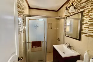 196-40 Pompeii Ave, Hollis, NY 11423 - Photo 6