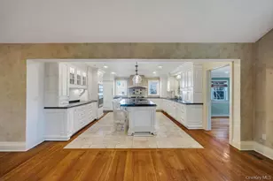 3 School House Ln, Great Neck, NY 11020 - Photo 6