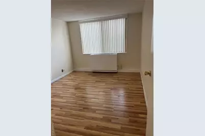 2 Bay Club Drive #1A, Bayside, NY 11360 - Photo 4