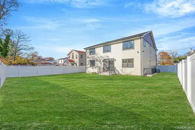 2386 Marlboro Street, East Meadow, NY 11554 - Photo 4