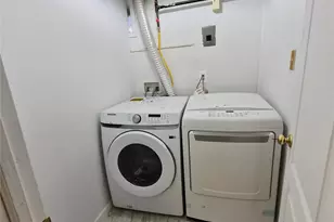 225 E Mineola Ave, Valley Stream, NY 11580 - Photo 22