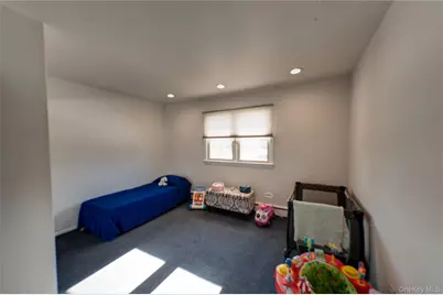 221 Young Street, West Babylon, NY 11704 - Photo 20