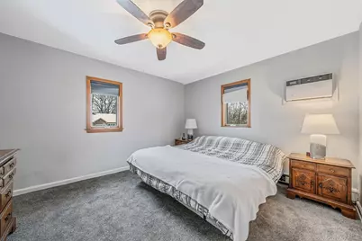 132 Gladstone Avenue, West Islip, NY 11795 - Photo 28