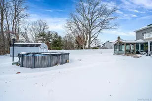 132 Gladstone Ave, West Islip, NY 11795 - Photo 12