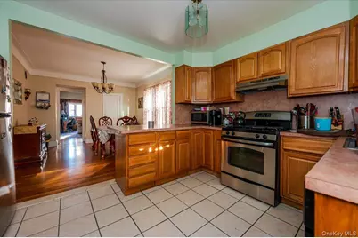 1917 Haight Avenue, Bronx, NY 10461 - Photo 12