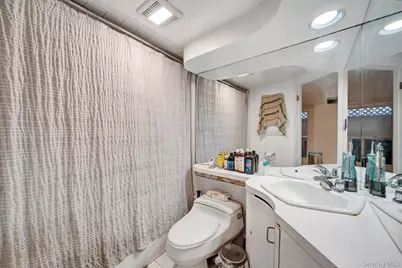 2176 6th Street, East Meadow, NY 11554 - Photo 22