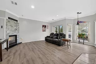 27 Hamlet Dr, Commack, NY 11725 - Photo 16