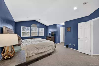 27 Hamlet Drive, Commack, NY 11725 - Photo 22