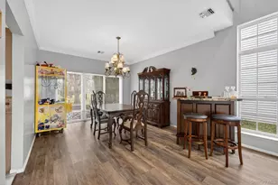 27 Hamlet Dr, Commack, NY 11725 - Photo 10