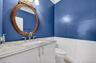 27 Hamlet Dr, Commack, NY 11725 - Photo 18