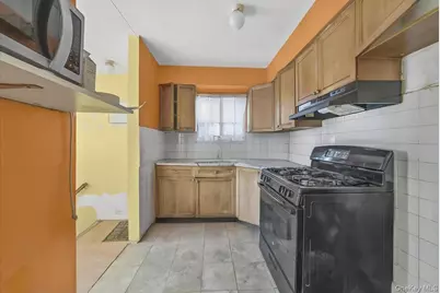 72-36 Almeda Avenue, Arverne, NY 11692 - Photo 20