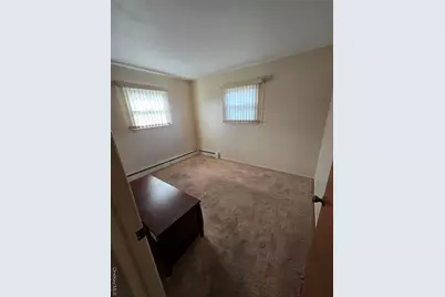 715 McCall Avenue, West Islip, NY 11795 - Photo 12