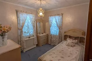 32-27 202nd St, Bayside, NY 11361 - Photo 10