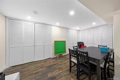 98 Birchwood Park Drive, Jericho, NY 11753 - Photo 34