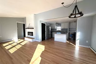 101 Rosevale Ave E, Ronkonkoma, NY 11779 - Photo 4