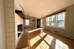 101 Rosevale Ave E, Ronkonkoma, NY 11779 - Photo 2