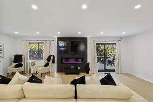 24 Chestnut Ln, Woodbury, NY 11797 - Photo 2