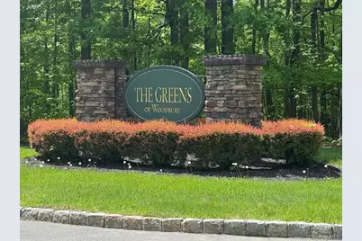 24 Chestnut Lane, Woodbury, NY 11797 - Photo 26