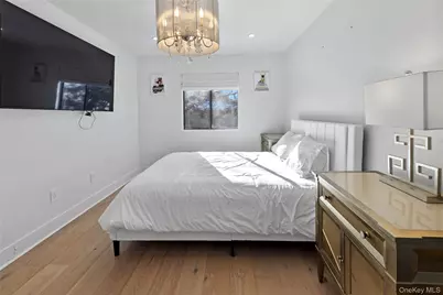 24 Chestnut Lane, Woodbury, NY 11797 - Photo 20