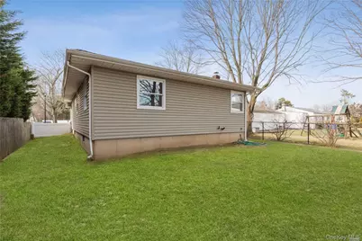 5 Ashland Street, Mount Sinai, NY 11766 - Photo 20