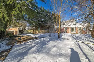 5 Prospect St, Glen Head, NY 11545 - Photo 30