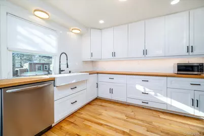 5 Prospect Street, Glen Head, NY 11545 - Photo 12